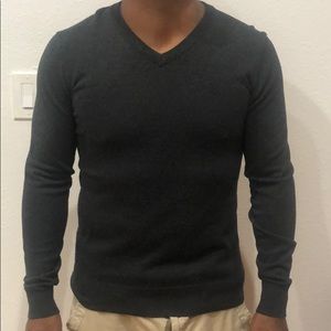 Old Navy Gray Sweater